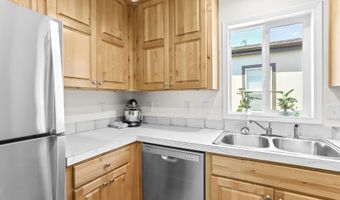 18780 Central Point Rd F, Oregon City, OR 97045