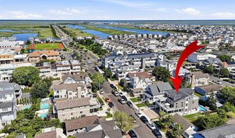 141 30th St, Avalon, NJ 08202