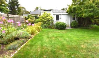 25 Foster Dr, Beverly, MA 01915