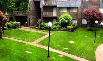 14 STONEHENGE Cir #6, Baltimore, MD 21208