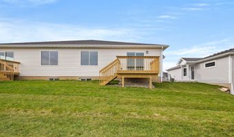 1570 Foxtail Dr SE, Altoona, IA 50009