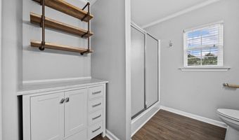 415 Standing Rock Dr, Boiling Springs, SC 29316