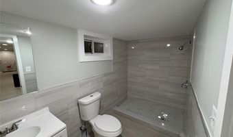9 Holt St, Amityville, NY 11701