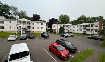 18 Fairview Dr 3, Danbury, CT 06810