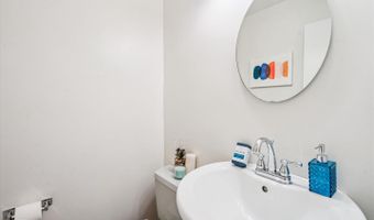 5005 BATTERY Ln #1, Bethesda, MD 20814