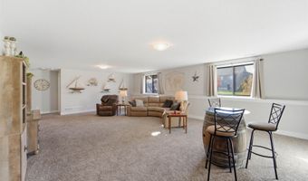 1404 S 10th St, Adel, IA 50003