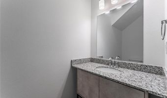 751 St Charles Pl, Bentonville, AR 72713
