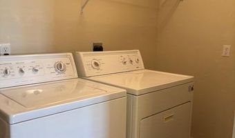 1522 Oakfield Dr, Ann Arbor, MI 48108