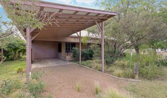 811 N 7th St, Alpine, TX 79830