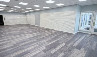 12 Main St, Center Harbor, NH 03226