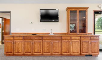 3700 11th Pl NE, Austin, MN 55912