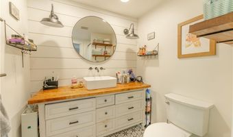 99 Highview Ave, Hopkinton, RI 02832