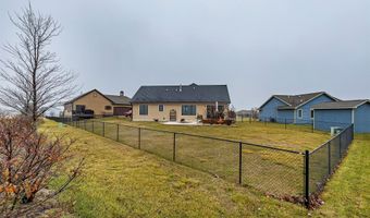 3513 Sunstone Ct SE, Altoona, IA 50009