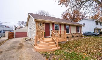 103 12th St SE, Altoona, IA 50009