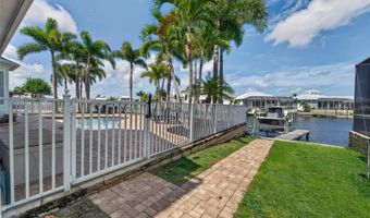 5722 SEA TROUT Pl, Apollo Beach, FL 33572