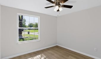 8527 Zephyr Dr, Indianapolis, IN 46217