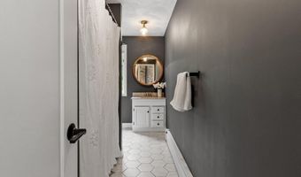 592 Sugar Rd, Bolton, MA 01740