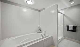 1200 STEUART St 312, Baltimore, MD 21230