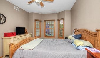 2508 Bristol Dr, Ames, IA 50010
