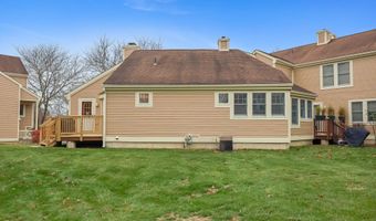 7 Silversmith Dr, Danbury, CT 06811