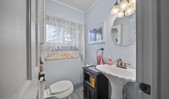 40 Walnut St, Ashville, OH 43103