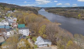 3 York St, Augusta, ME 04330