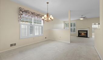 88 ROBIN Ln, Barnegat, NJ 08005