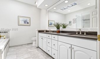 18 Sunset Pl, Hilton Head Island, SC 29926