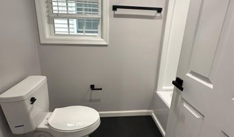 24 NEW St 2, Bayonne, NJ 07002
