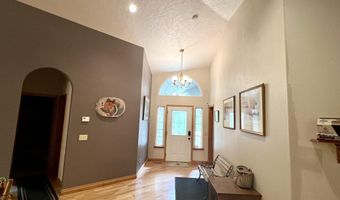 927 Bear Claw Rd, Clark Fork, ID 83811