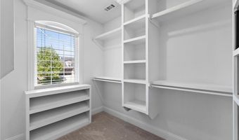 3902 NE Cadbury Ave, Bentonville, AR 72712