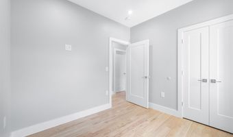 88 W 20TH St 1, Bayonne, NJ 07002
