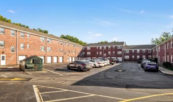 6 Gainesborough 1B, River Edge, NJ 07661