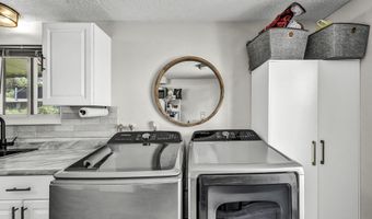 3400 Woodside Dr Apt 24, Carson City, NV 89701