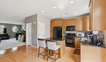 24722 CLOCK TOWER Sq, Aldie, VA 20105