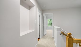 41758 CYNTHIA Ter, Aldie, VA 20105