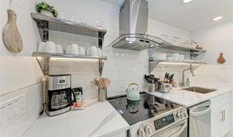 116 HAMMOCK Rd, Anna Maria, FL 34216