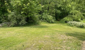 704 38th St, Allegan, MI 49010
