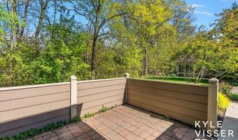 892 Bridge Crest Dr SE, Ada, MI 49301