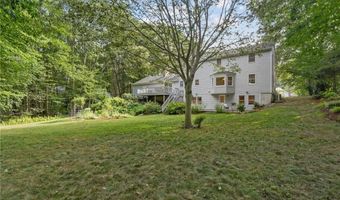 105 LYNN Cir, East Greenwich, RI 02818