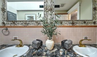 138 Jenckes Hill Rd, Lincoln, RI 02865