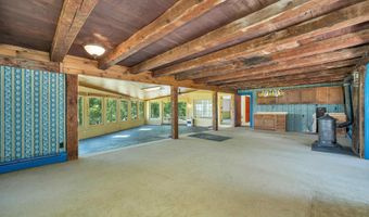 57 Roberts Cove Rd, Alton, NH 03809