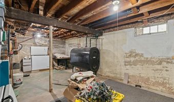 132 King Phillip Dr, North Kingstown, RI 02852