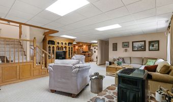 3988 N Farm Road 35, Ash Grove, MO 65604
