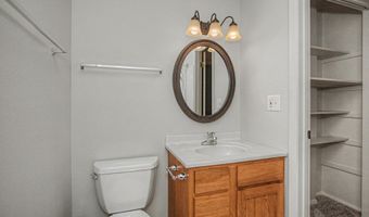 703 Meadow Pl, Ames, IA 50010