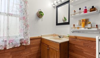 712 S MAIN St, Abingdon, IL 61410