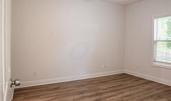 724 ELLIS St, Auburn, AL 36832