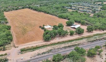 22 Paizalas Dr, Bosque, NM 87006