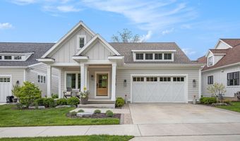 7314 Schoolhouse Dr SE, Ada, MI 49301