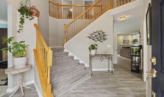 10 Butternut Ln, Bayville, NJ 08721